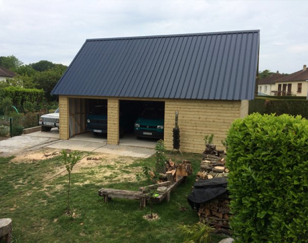 Garage 8